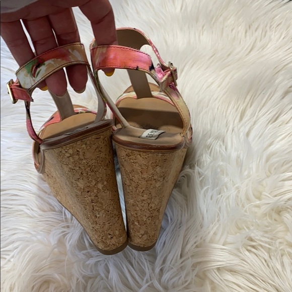 Steve Madden floral print wedges - Picture 4 of 8